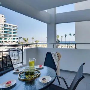  Apartment Airbnsea Centre Side Sea View